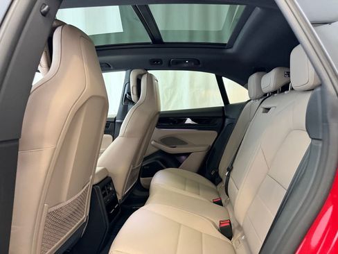 New 2026 Porsche Macan 4 Electric AWD/4WD image 24