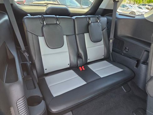 Used 2023 Ford Explorer XLT w/ Equipment Group 202A AWD/4WD image 16