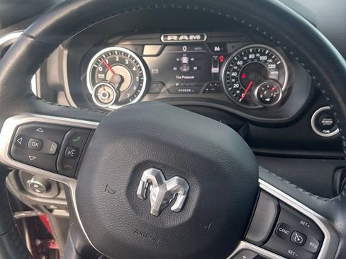 Used 2022 RAM 1500 Big Horn AWD/4WD image 2