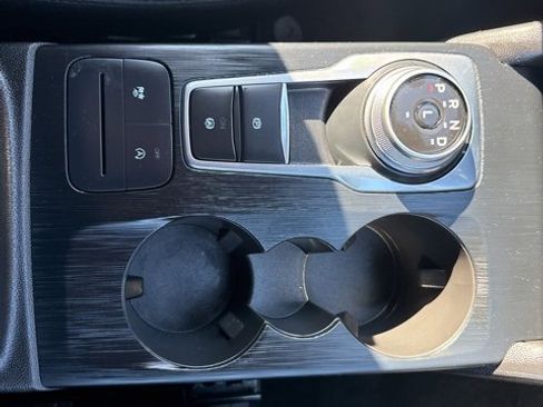 Used 2024 Ford Escape ST-Line image 25