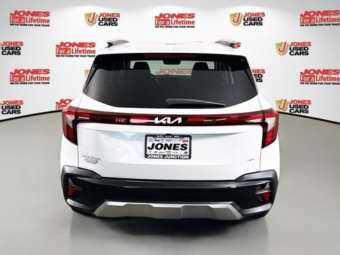 Certified 2024 Kia Seltos S AWD/4WD image 16