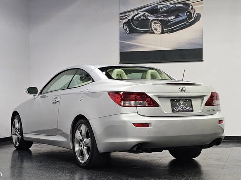 Used 2011 Lexus IS 250C RWD image 25