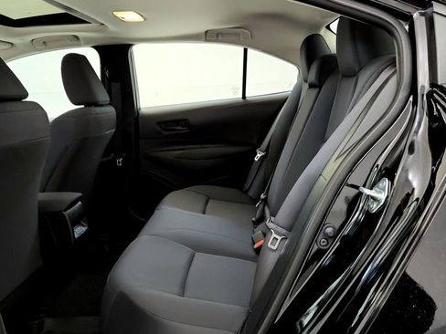 Used 2024 Toyota Corolla LE w/ LE Premium Package FWD image 31