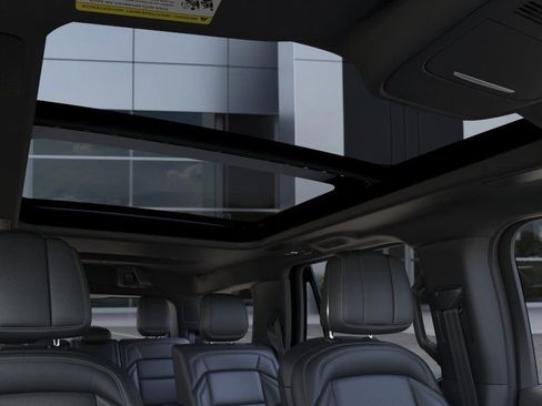 New 2026 Lincoln Navigator Reserve w/ Jet Appearance Package AWD/4WD image 22
