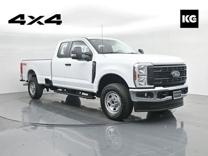New 2026 Ford F350 XL w/ FX4 Off-Road Package