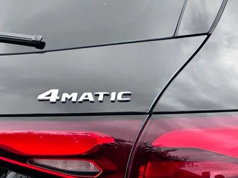New 2026 Mercedes-Benz GLC 300 4MATIC image 14
