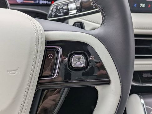 New 2026 Lincoln Aviator Black Label w/ Jet Appearance Package AWD/4WD image 25