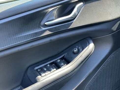 Used 2023 Jeep Grand Cherokee Altitude image 18