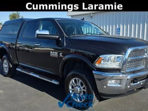 Used 2018 RAM 2500 Laramie AWD/4WD image 1