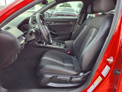 Used 2025 Honda Civic Sport image 16