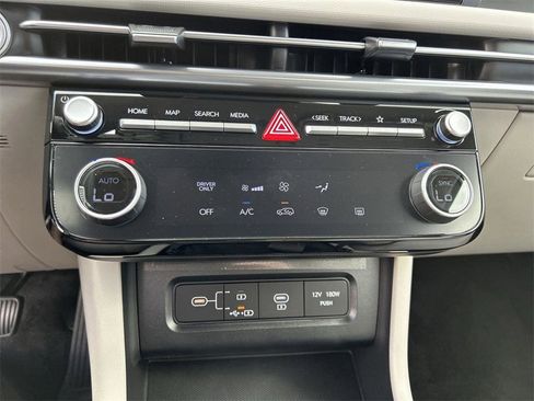 New 2026 Hyundai Tucson Blue SE image 22