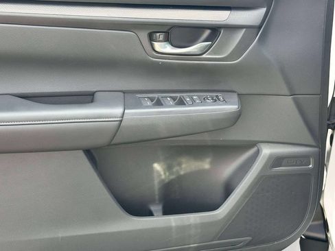 Certified 2025 Honda CR-V LX image 16