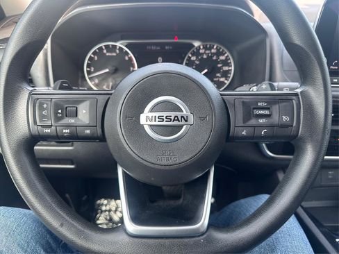 Used 2021 Nissan Rogue S AWD/4WD image 14