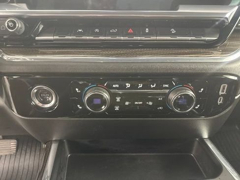 Used 2023 Chevrolet Silverado 1500 RST AWD/4WD image 25