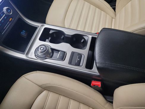 Used 2023 Ford Edge SEL image 26