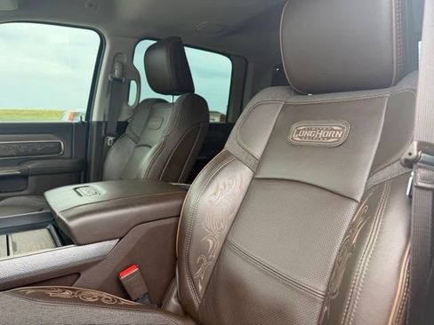 Used 2026 RAM 2500 Limited AWD/4WD image 18