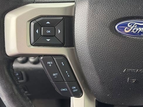 Used 2018 Ford F150 Lariat w/ Equipment Group 502A Luxury image 17