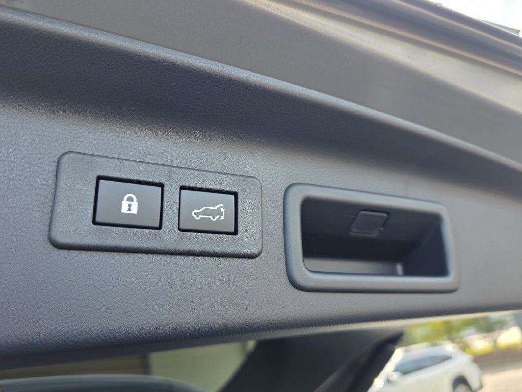 New 2026 Subaru Forester Touring AWD/4WD image 12