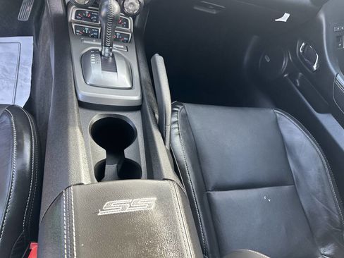 Used 2014 Chevrolet Camaro SS w/ RS Package image 21
