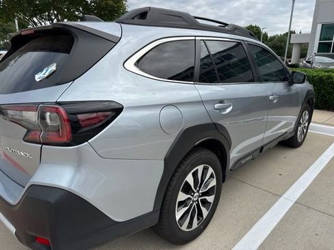 Certified 2023 Subaru Outback Limited AWD/4WD image 3