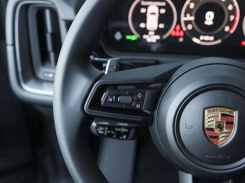 New 2026 Porsche Cayenne AWD/4WD image 21