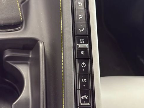 Used 2022 Chevrolet Corvette Stingray Premium Conv image 14