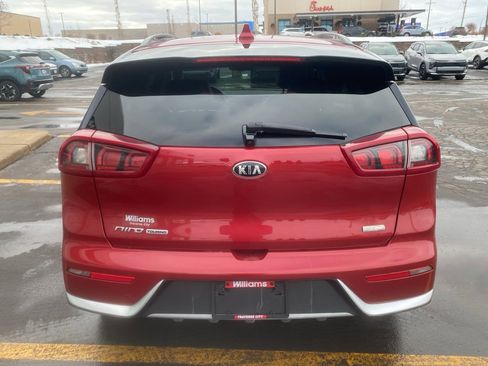 Used 2019 Kia Niro S Touring image 13