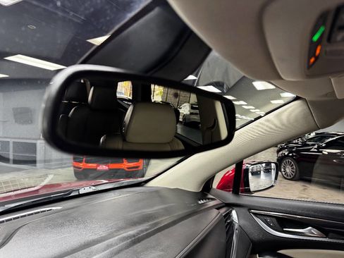 Used 2021 Buick Enclave Essence image 26