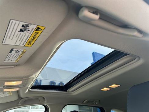 Used 2017 MAZDA CX-5 Touring w/ Preferred Equipment Package image 27