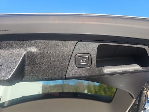 Used 2019 Buick Envision Essence image 14