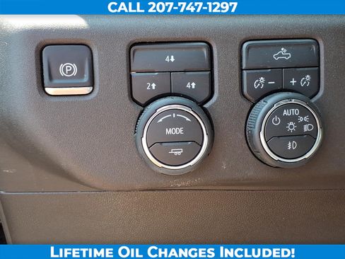 Used 2025 Chevrolet Silverado 2500 LT w/ Convenience Package AWD/4WD image 16