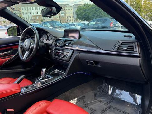 Used 2015 BMW M4 Convertible RWD image 7
