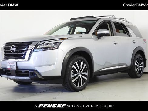 Used 2025 Nissan Pathfinder Platinum w/ Cargo Package FWD image 1