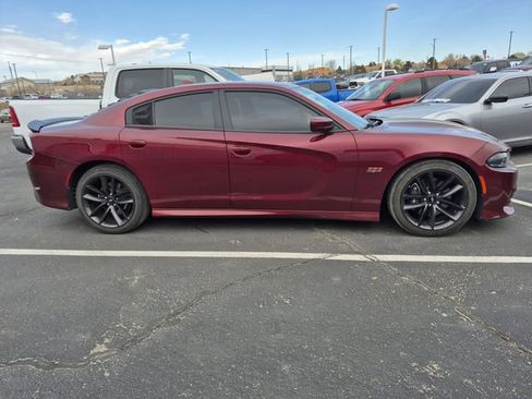 Used 2019 Dodge Charger Scat Pack w/ Technology Group image 7