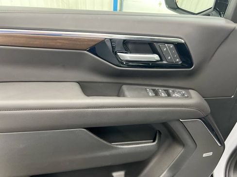 New 2026 Chevrolet Tahoe High Country AWD/4WD image 22