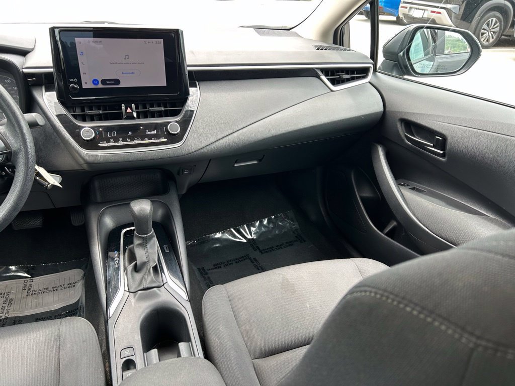 Used 2024 Toyota Corolla LE FWD image 12