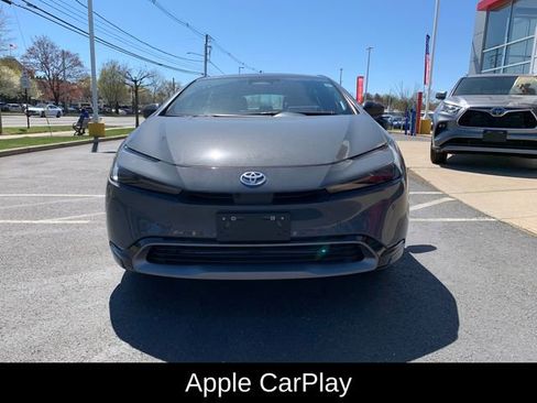 Used 2023 Toyota Prius Limited w/ Limited Premium Package FWD image 9