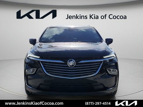 Used 2023 Buick Enclave Essence w/ Trailering Package, 5000 lbs. FWD image 11