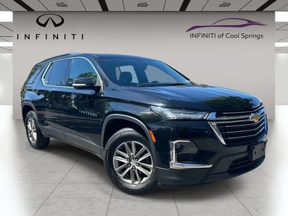 Used 2023 Chevrolet Traverse LT