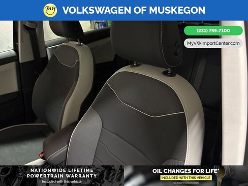 New 2026 Volkswagen Taos SE image 13