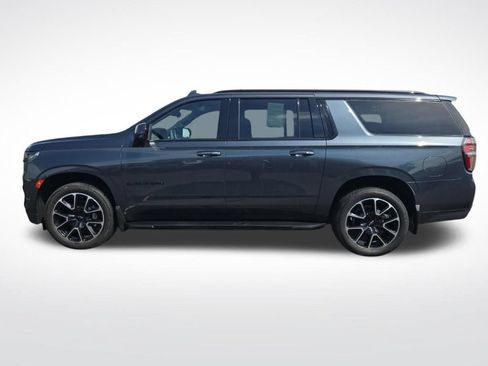Used 2021 Chevrolet Suburban RST w/ Luxury Package AWD/4WD image 20
