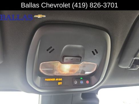 Certified 2025 Buick Envista Sport Touring w/ Convenience I Package FWD image 19