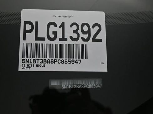 Used 2023 Nissan Rogue SV FWD image 46