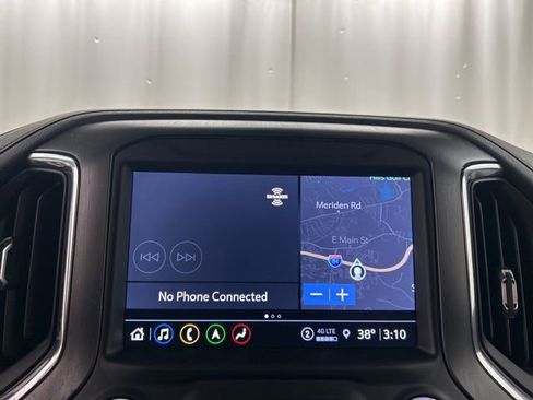 Used 2023 GMC Sierra 3500 AT4 w/ AT4 Preferred Package image 16