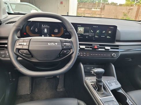 Certified 2026 Kia Sportage EX AWD/4WD image 20