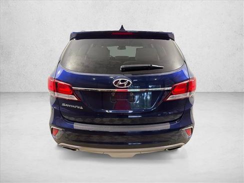 Used 2017 Hyundai Santa Fe SE w/ SE Premium Package 02 FWD image 4