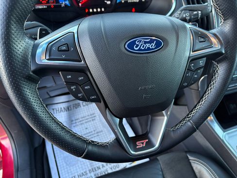 Certified 2021 Ford Edge ST image 19