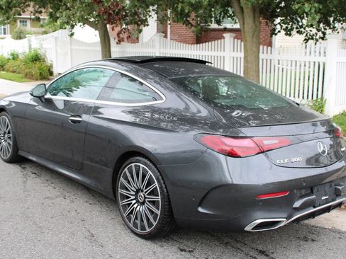 Used 2025 Mercedes-Benz CLE 300 4MATIC Coupe w/ AMG Line image 8