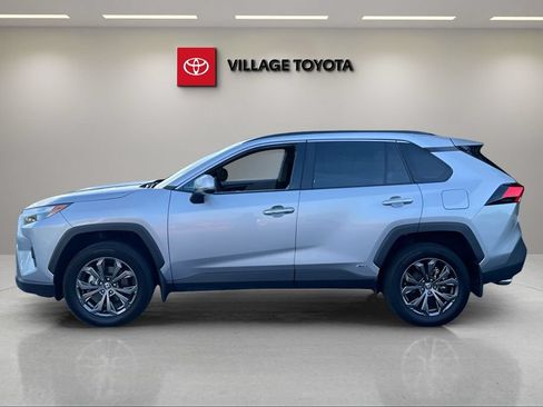 Certified 2024 Toyota RAV4 Limited AWD/4WD image 2