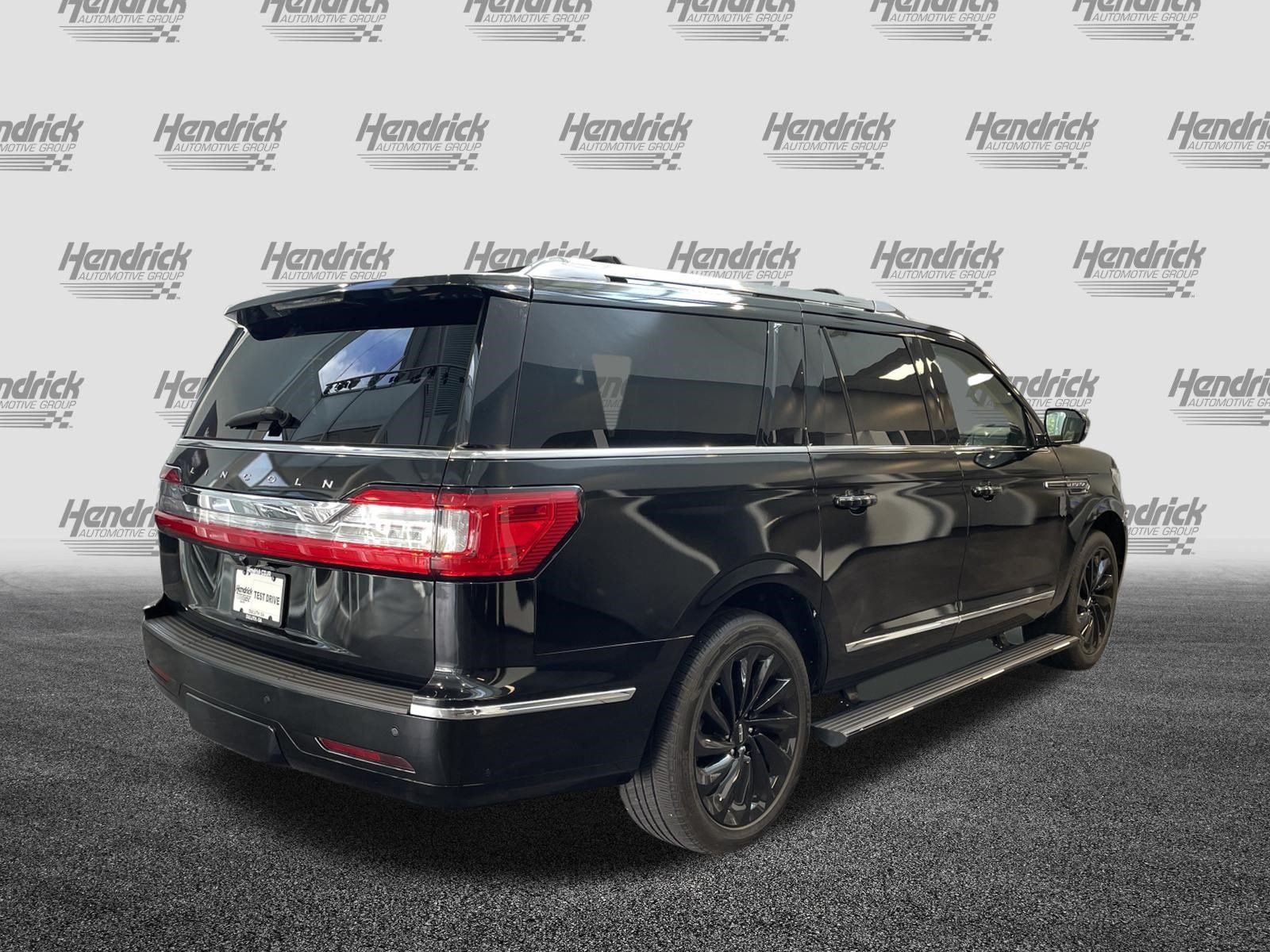 Used 2021 Lincoln Navigator L Reserve AWD/4WD image 10
